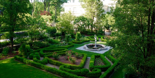 Gardens of Beaulieu - Landscape design by Ann Rosmarin