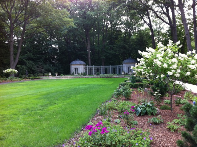 French Estate - Ann Rosmarin Landscape Design