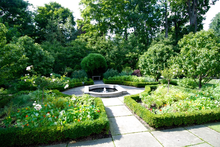 Gardens of Beaulieu - Ann Rosmarin Landscape Design